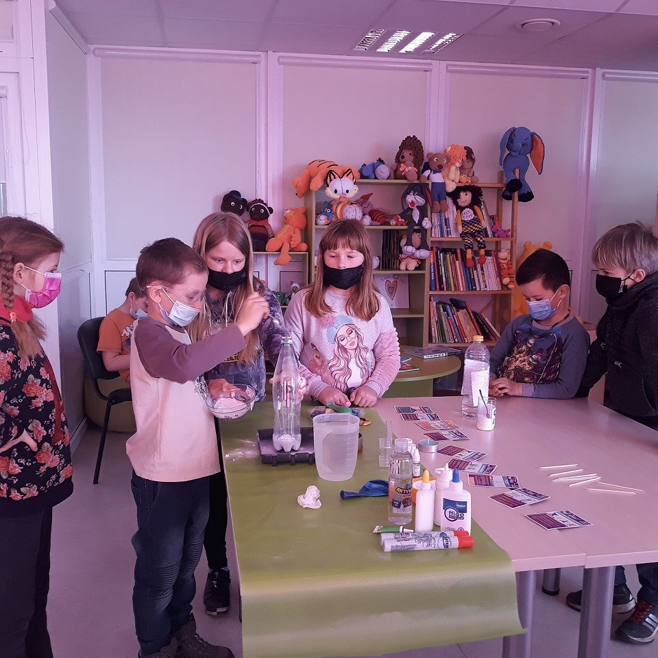 Eksperimentų diena Baisogalos bibliotekoje