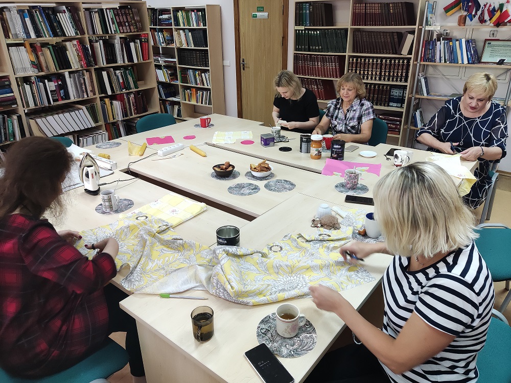 Vaškinių drobelių gaminimo edukacija „Plastikui – ne“.